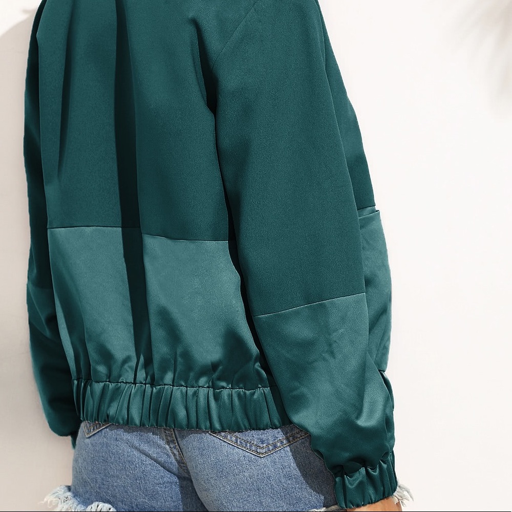5 🌟HP🏆🆕jewel tone satin contrast bomber jacket - Picture 5 of 6